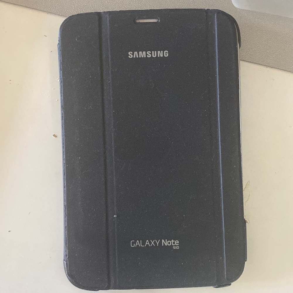 Used Samsung Note 510 with stylus.